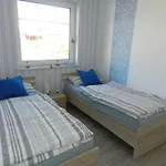 In Mit Kleinem Garten By Interhome Prázdninový dům *