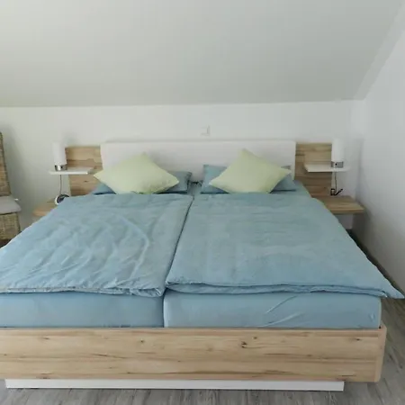 In Mit Kleinem Garten By Interhome Prázdninový dům *