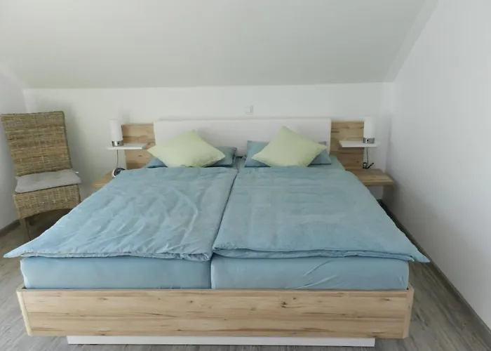 In Mit Kleinem Garten By Interhome Feriehus *